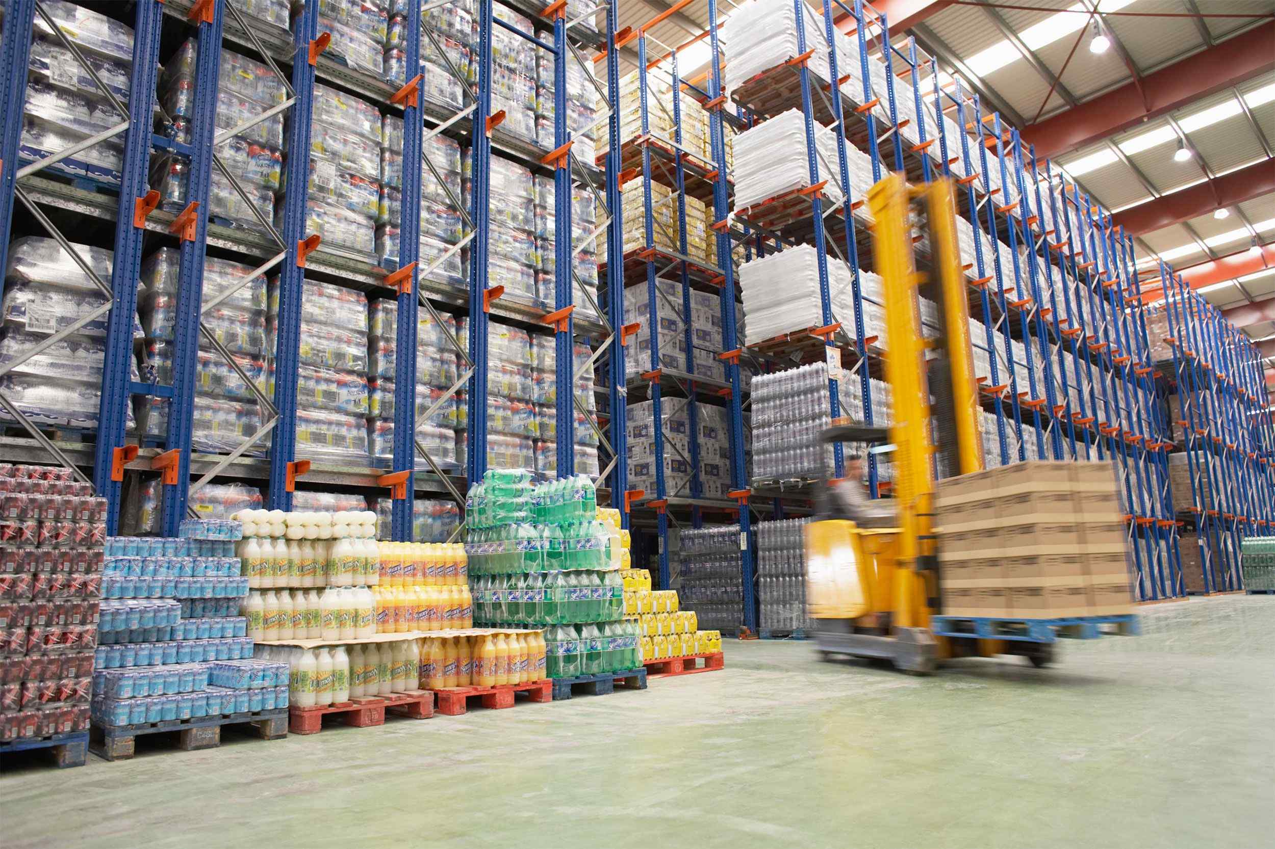 https://mintercorp.co.th/wp-content/uploads/2015/09/Warehouse-and-lifter.jpg